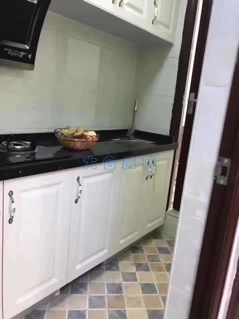 08E9E163B24AA2835DD7162BD983D6EE.jpg